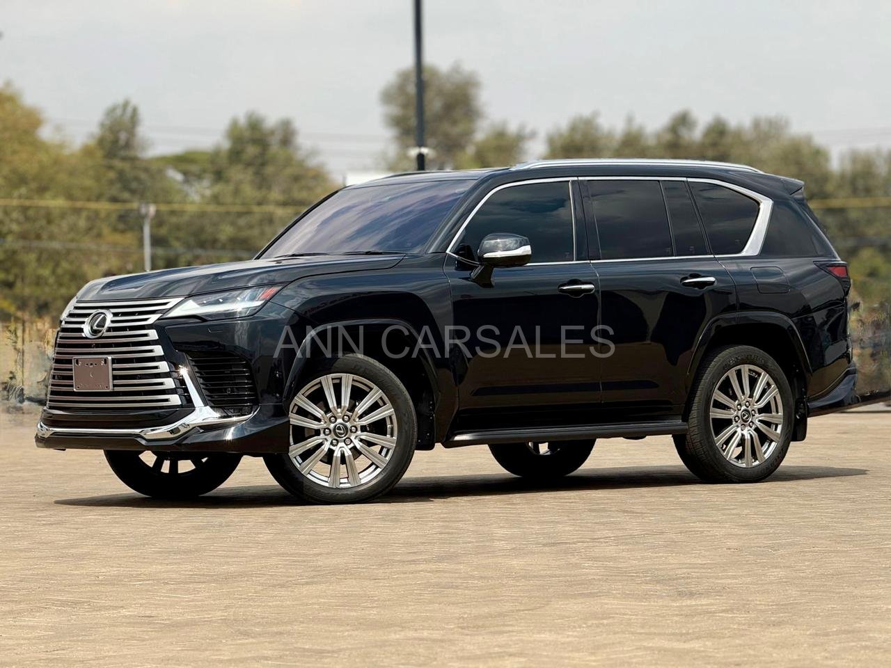 2023 LEXUS LX600 ULTRA LUXURY