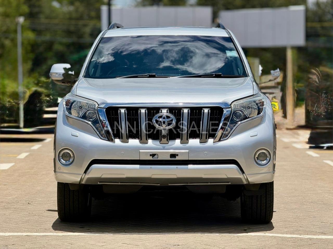2015 TOYOTA LANDCRUISER PRADO VXL 