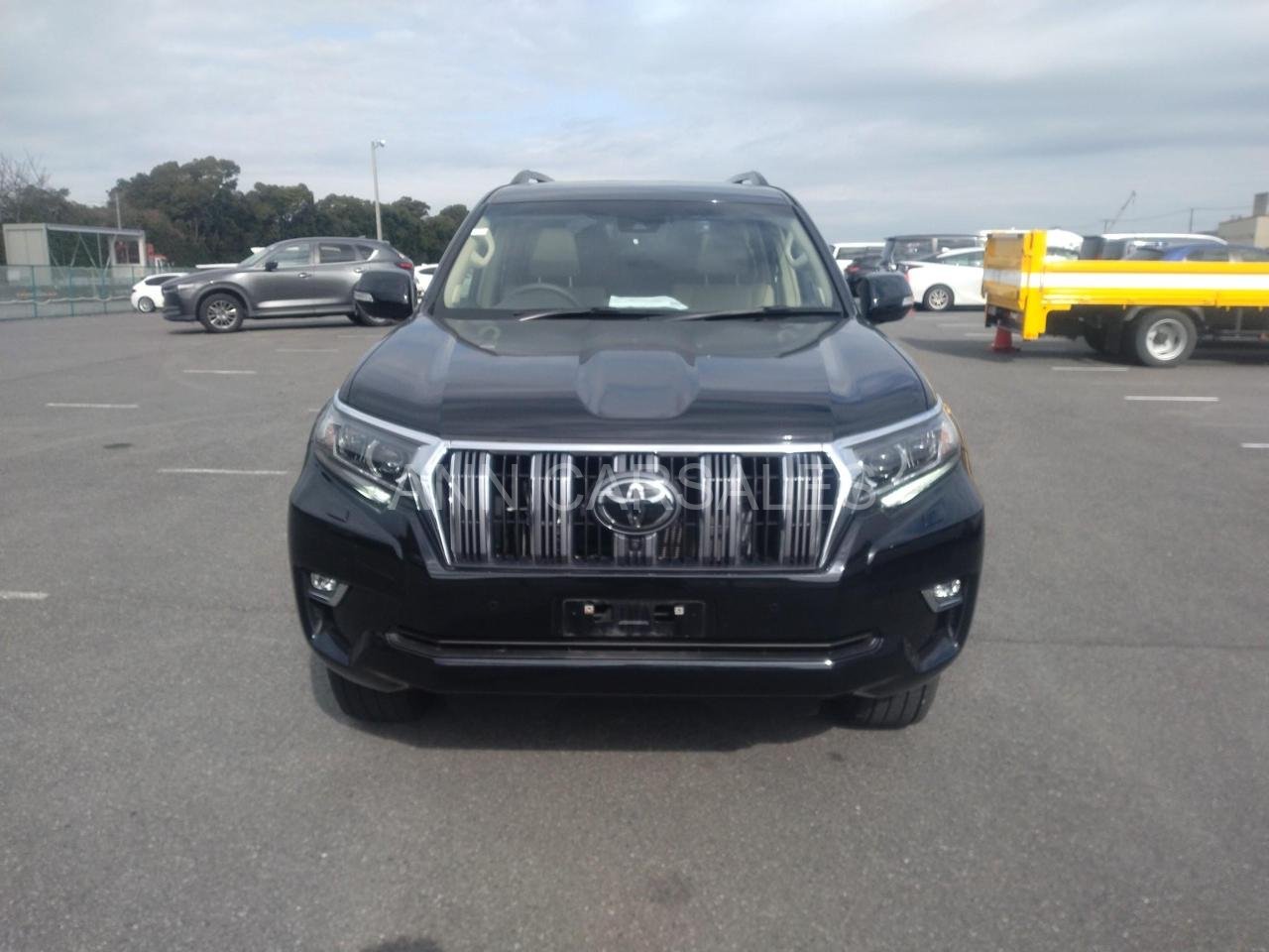 2022 LAND CRUISER PRADO