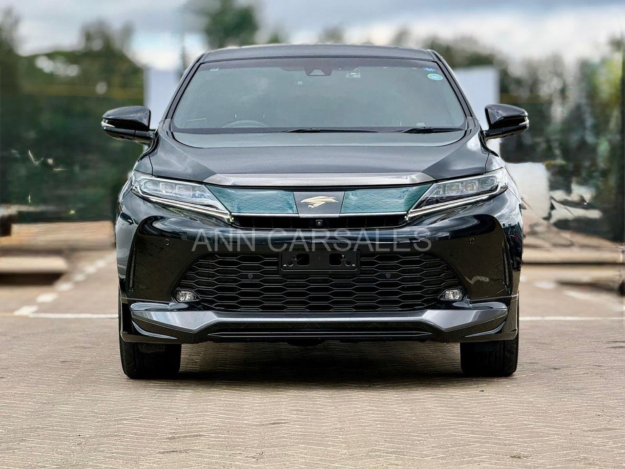 2019 TOYOTA HARRIER TURBOCHARGED 