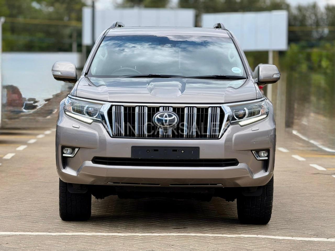 2020 TOYOTA LAND CRUISER PRADO VXL